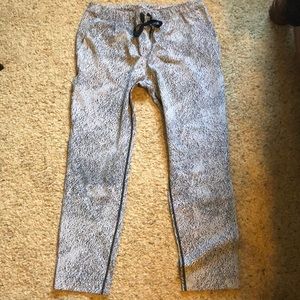 Lululemon jet pant